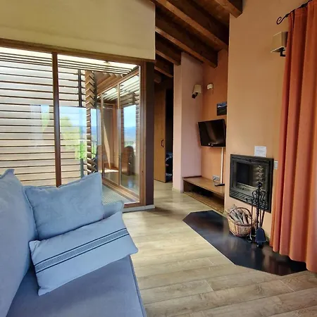Country house Ca L'estamenya Perafita
