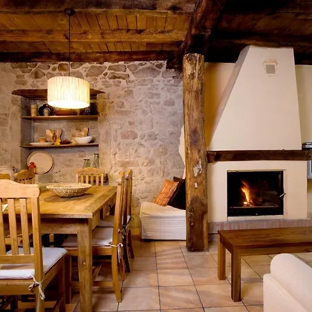 Country house Ca L'estamenya *