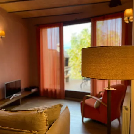 Ca L'estamenya Country house *