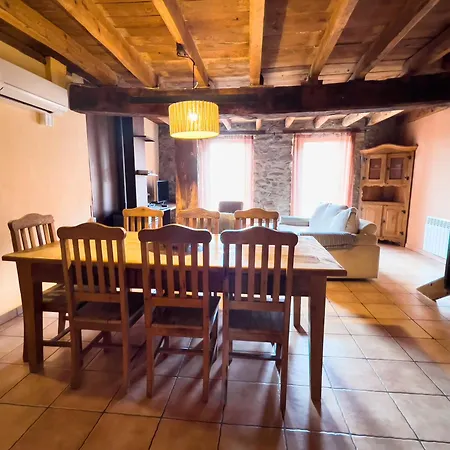 Country house Ca L'estamenya Perafita